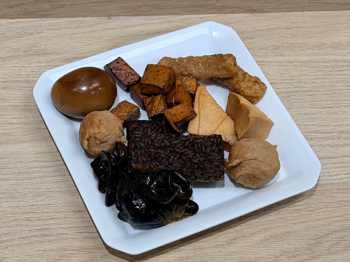 高雄美食|臺灣麵。雞飯|捷運美食|美麗島站|雞肉飯|牛肉麵 9 高雄美食|臺灣麵。雞飯|捷運美食|美麗島站|雞肉飯|牛肉麵