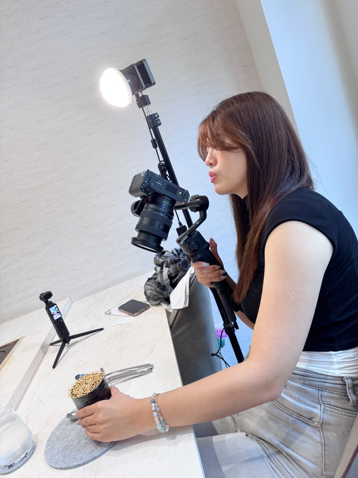 《行銷鬼才都活在地獄裡：真正的創意，是被逼出來的》