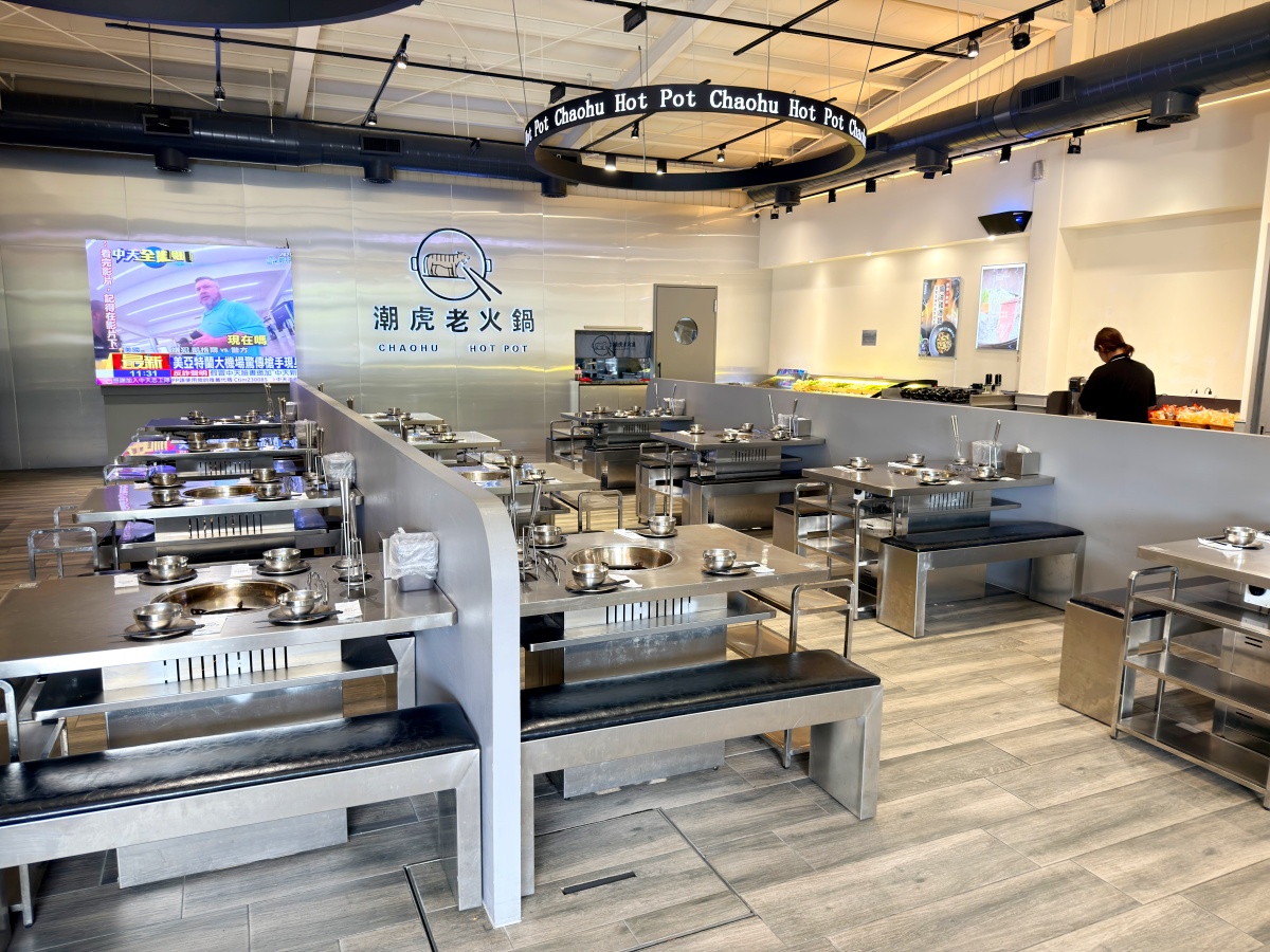 高雄潮虎老火鍋｜美術館商圈超人氣三湯底賓士鍋，全新升級吃到飽自助吧，肉控的天堂！