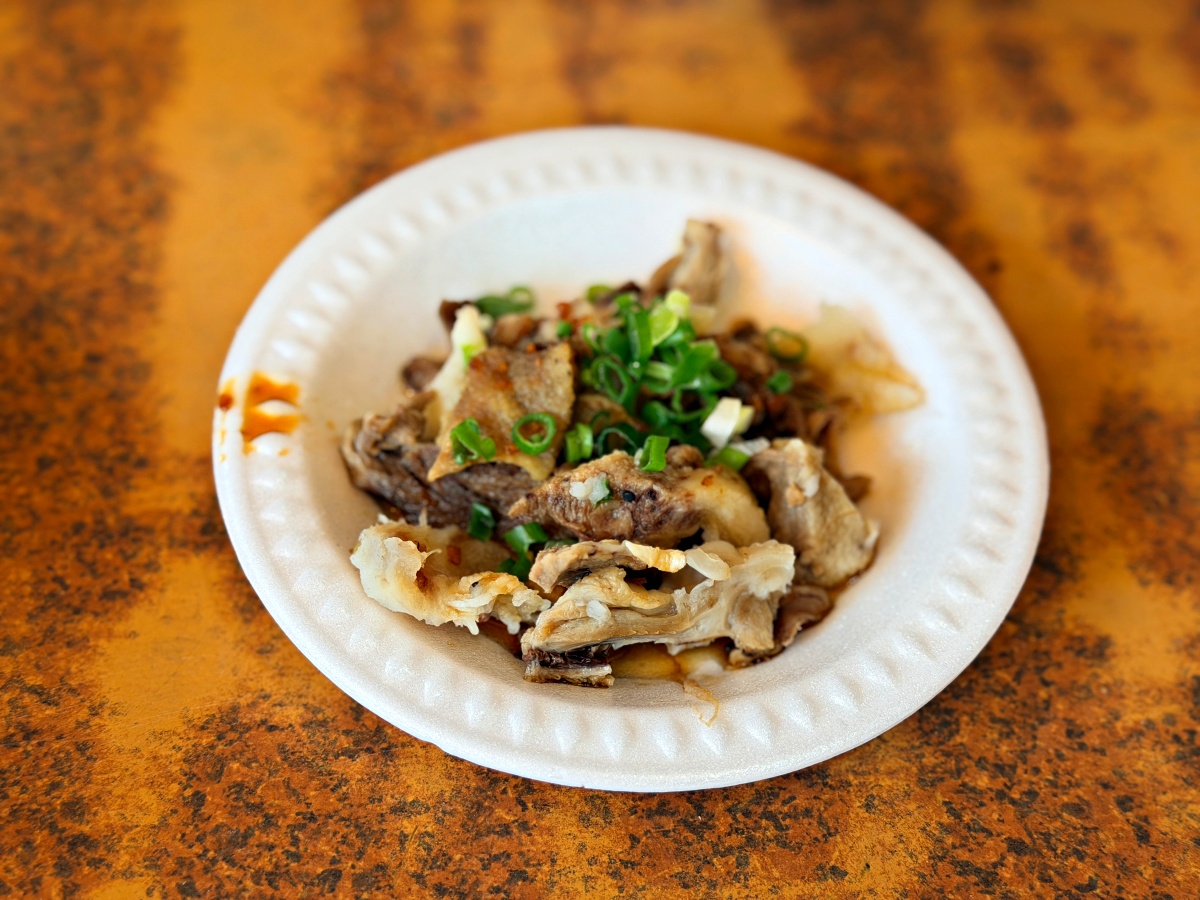 【雲林北港美食｜廟邊假魚肚】朝天宮旁的老味道，從吃不起魚肚到成為北港最經典的湯飯