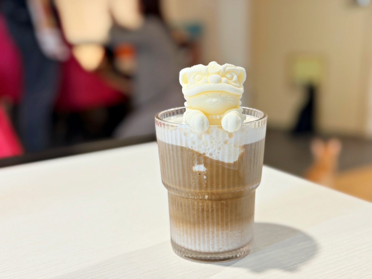 《雲林虎尾有一間真的在救貓的咖啡廳:日光下的貓。一樓寵物友善,二樓全是被救回來的浪貓,感動到差點哭。》 19 《雲林虎尾有一間真的在救貓的咖啡廳:日光下的貓。一樓寵物友善,二樓全是被救回來的浪貓,感動到差點哭。》