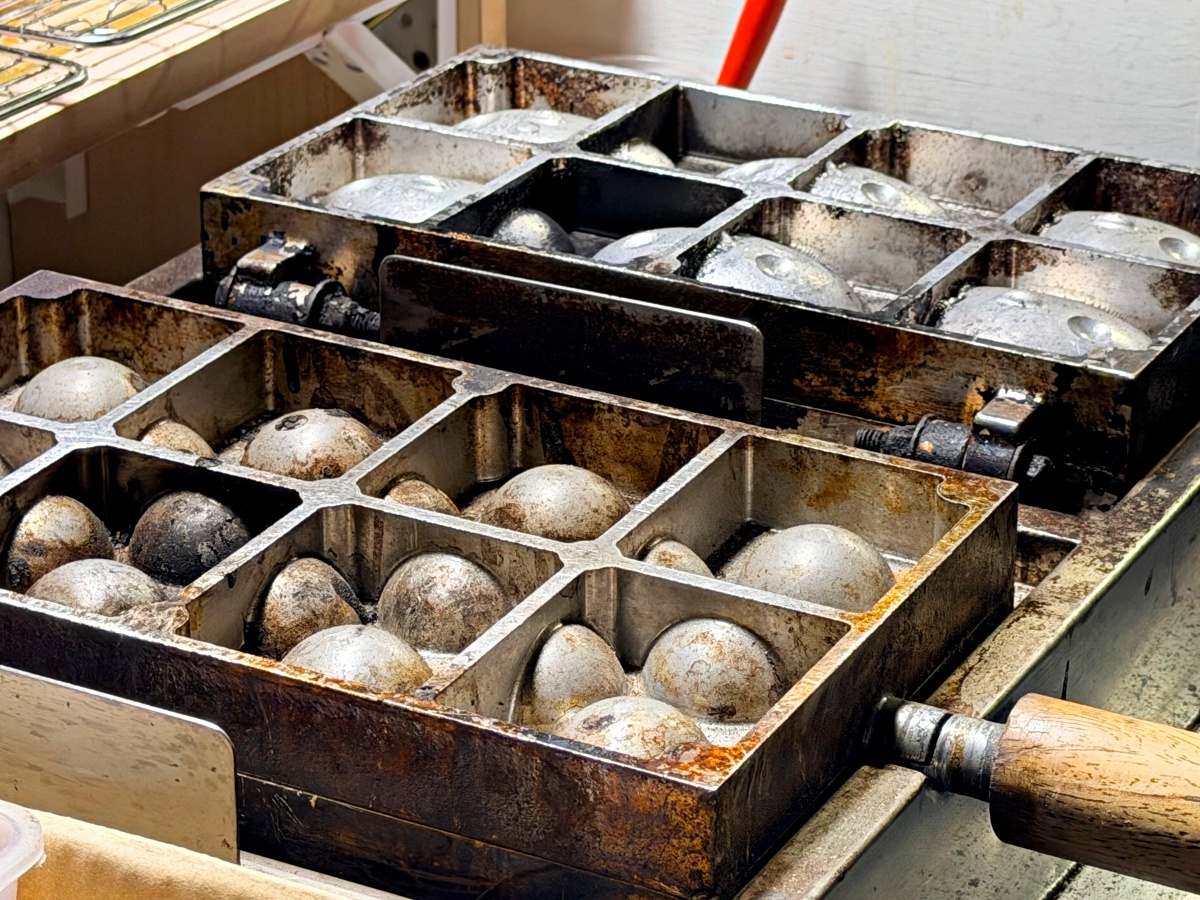 台南花園夜市|貓市場一輪燒:不是雞蛋糕,也不是紅豆餅,他就是台南夜市最難定義的卡士達系甜點 8 台南花園夜市|貓市場一輪燒:不是雞蛋糕,也不是紅豆餅,他就是台南夜市最難定義的卡士達系甜點