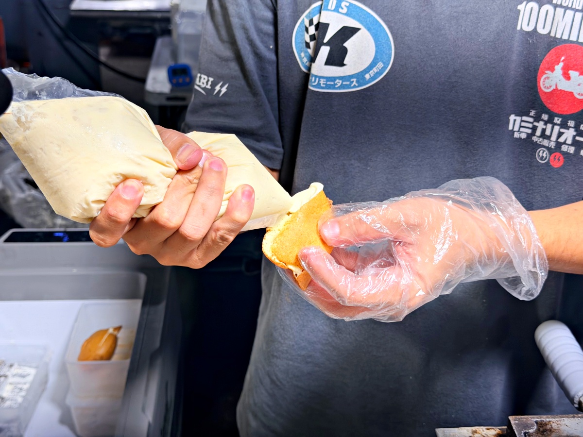 台南花園夜市|貓市場一輪燒:不是雞蛋糕,也不是紅豆餅,他就是台南夜市最難定義的卡士達系甜點 6 台南花園夜市|貓市場一輪燒:不是雞蛋糕,也不是紅豆餅,他就是台南夜市最難定義的卡士達系甜點