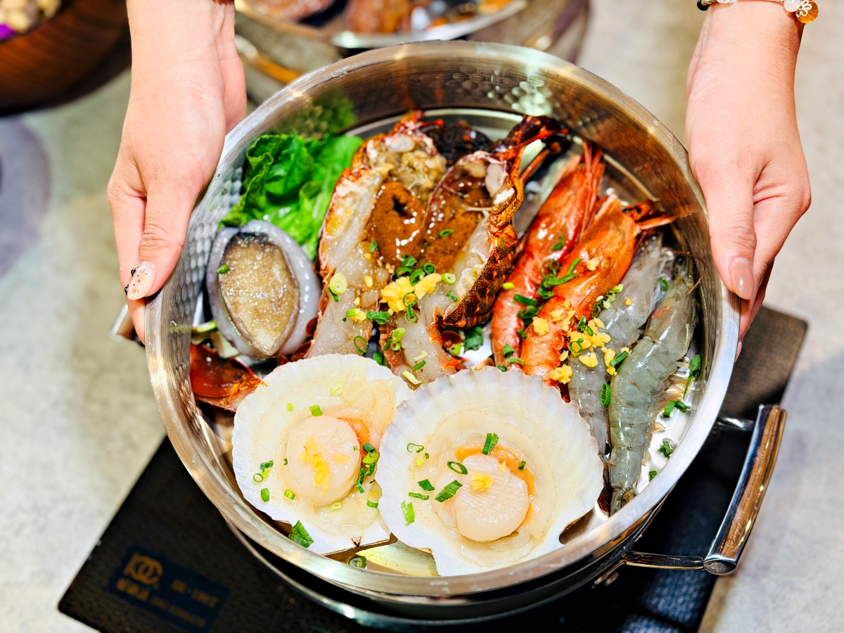 【台南花花世界鍋物 東區總店】活體海鮮 × 蒸海鮮籠 × 紅蟳米糕,台南最有儀式感的火鍋就在這 16 【台南花花世界鍋物 東區總店】活體海鮮 × 蒸海鮮籠 × 紅蟳米糕,台南最有儀式感的火鍋就在這