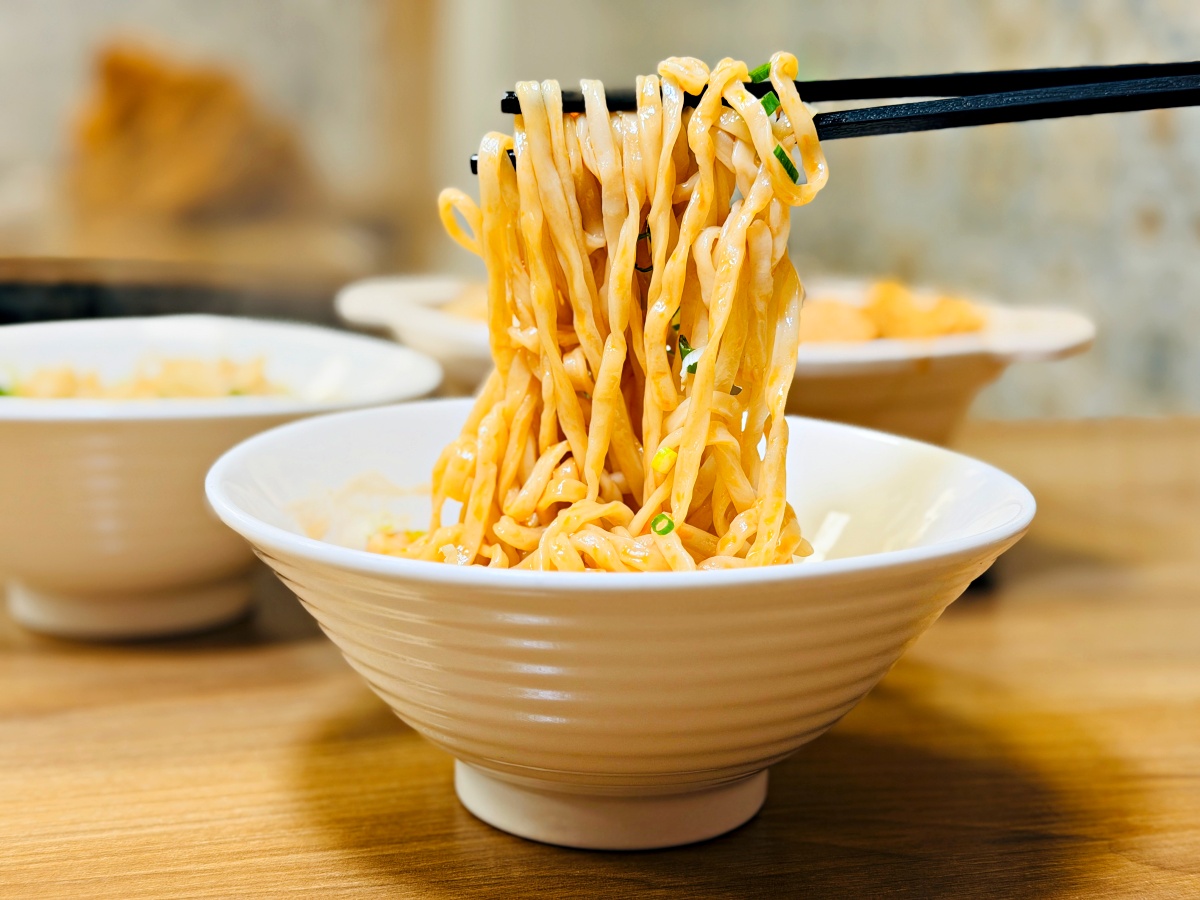 和三辣｜原本只是想吃辣，最後留下來的是那碗麵