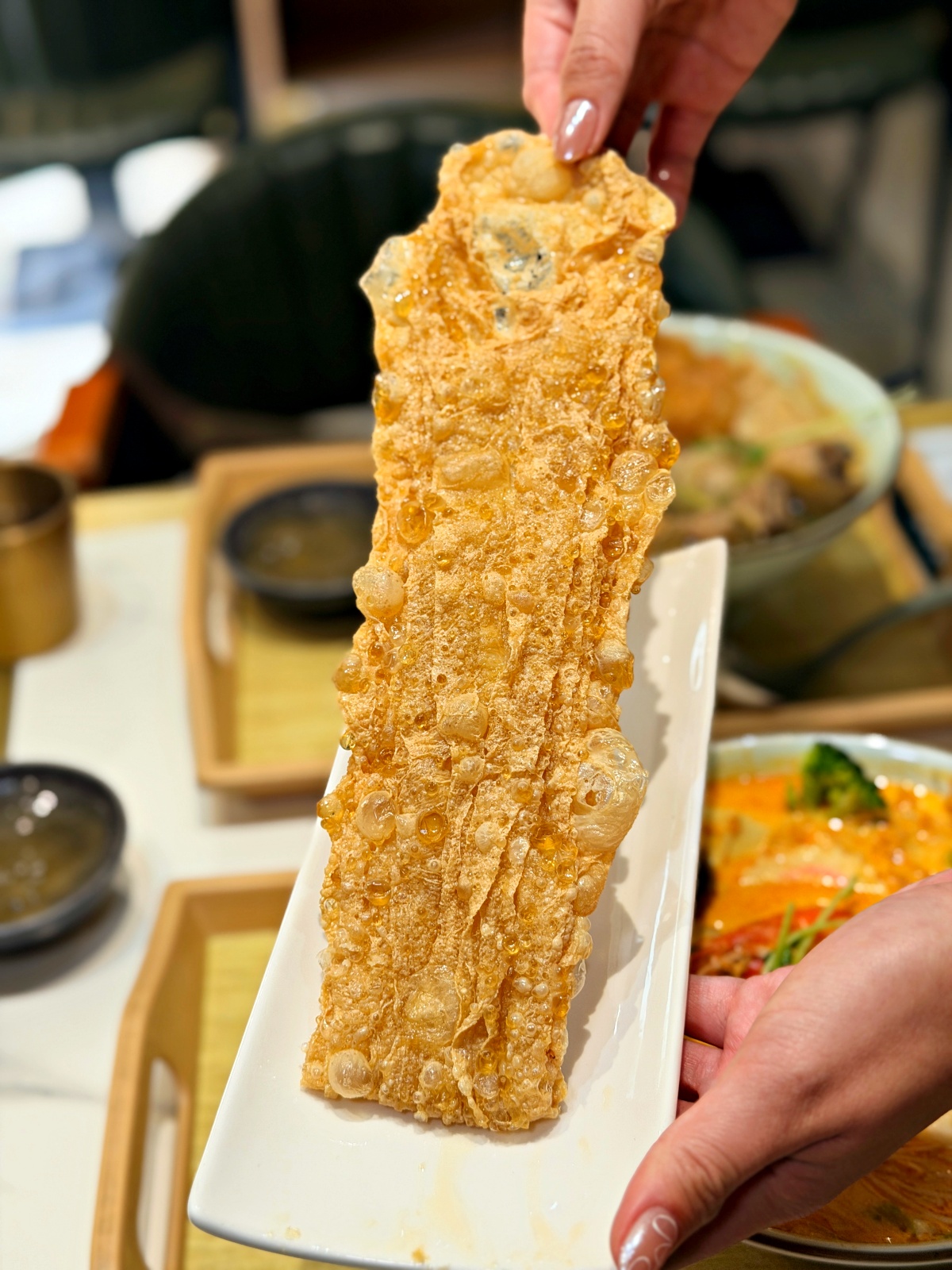 湘春家｜上海特色麵食，湯頭濃到在台灣很少遇到的那種