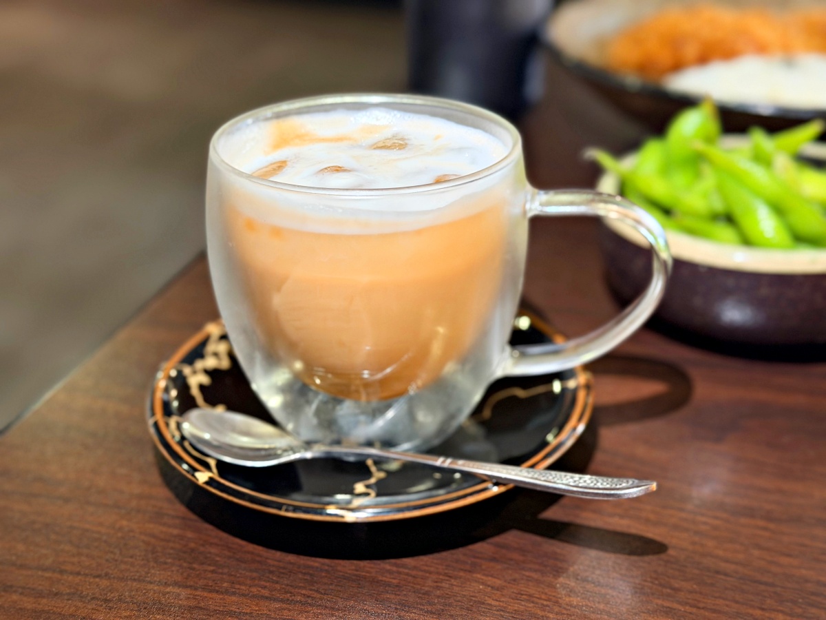 暫停。慢食｜咖哩、丼飯與定食為主的完整美食開箱