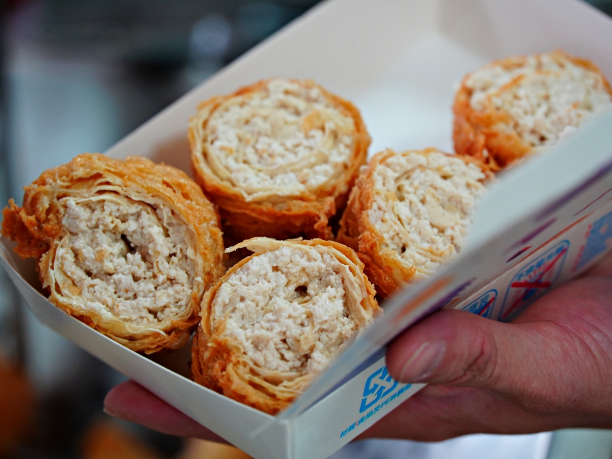 【台南永康】一派胡塩酵素臭豆腐：路過千萬別錯過！全台獨門「豆腸」與「極致酥脆」的深度味蕾開箱