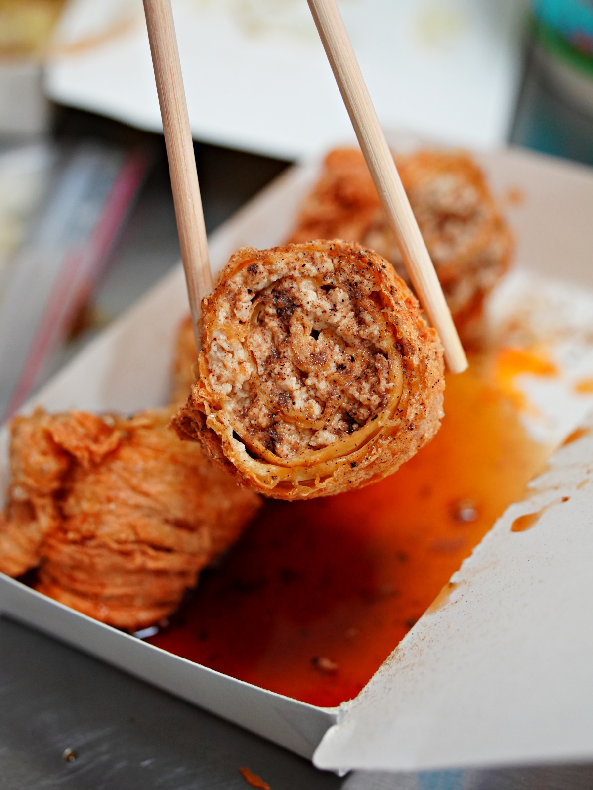 【台南永康】一派胡塩酵素臭豆腐：路過千萬別錯過！全台獨門「豆腸」與「極致酥脆」的深度味蕾開箱