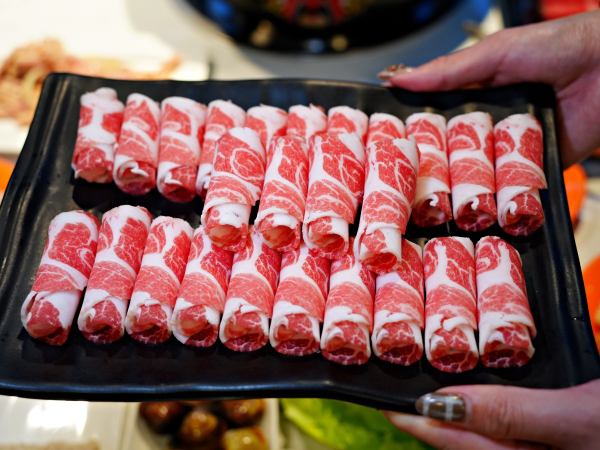 【高雄火鍋推薦】林家潮汕石頭火鍋:深度解析全台最強「顆粒感沙茶」,高雄老饕必點的手工溫體牛盛宴 6 【高雄火鍋推薦】林家潮汕石頭火鍋:深度解析全台最強「顆粒感沙茶」,高雄老饕必點的手工溫體牛盛宴