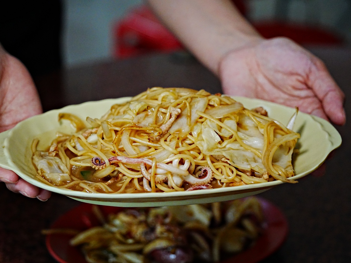 玉井美食不只有芒果！在地人私藏「鼎立熱炒」鍋氣十足、超高 CP 值熱炒大公開