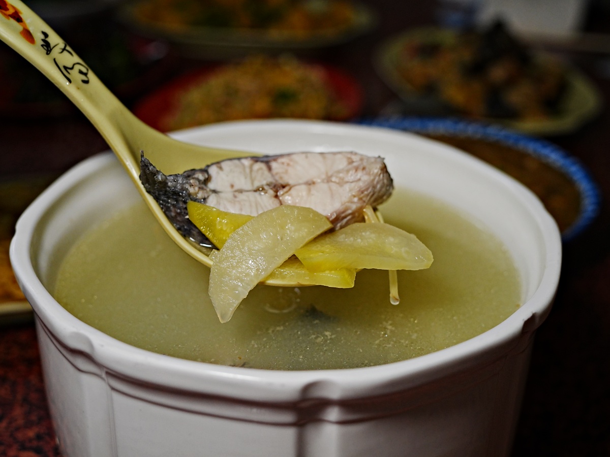 玉井美食不只有芒果！在地人私藏「鼎立熱炒」鍋氣十足、超高 CP 值熱炒大公開