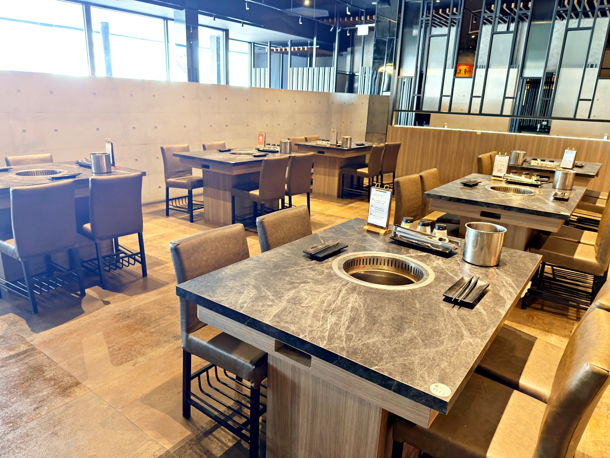 岡山美食新標竿：延香炭食——當飯店級奢華自助吧遇上頂級炭火燒肉