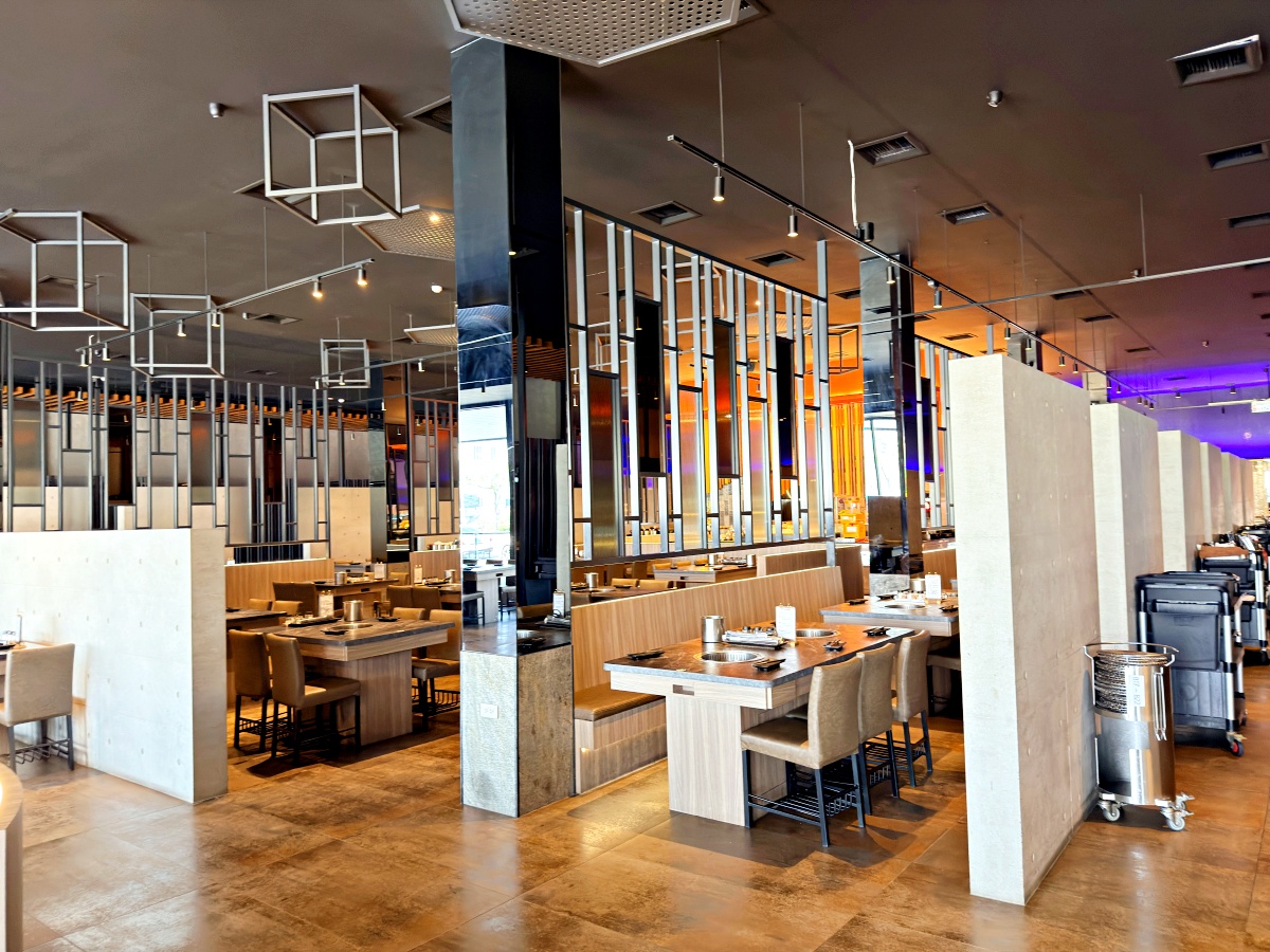 岡山美食新標竿：延香炭食——當飯店級奢華自助吧遇上頂級炭火燒肉