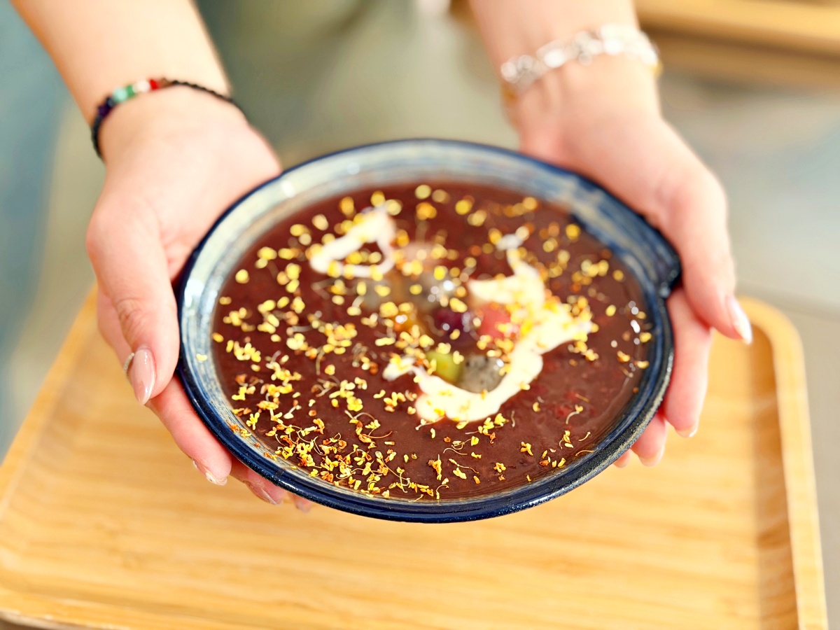 台南佳里美食地標：【白木所在】深度探店！南洋叻沙與恐龍蛋雪花冰的味覺大冒險，2026 必訪隱藏版全攻略 🍜🧊