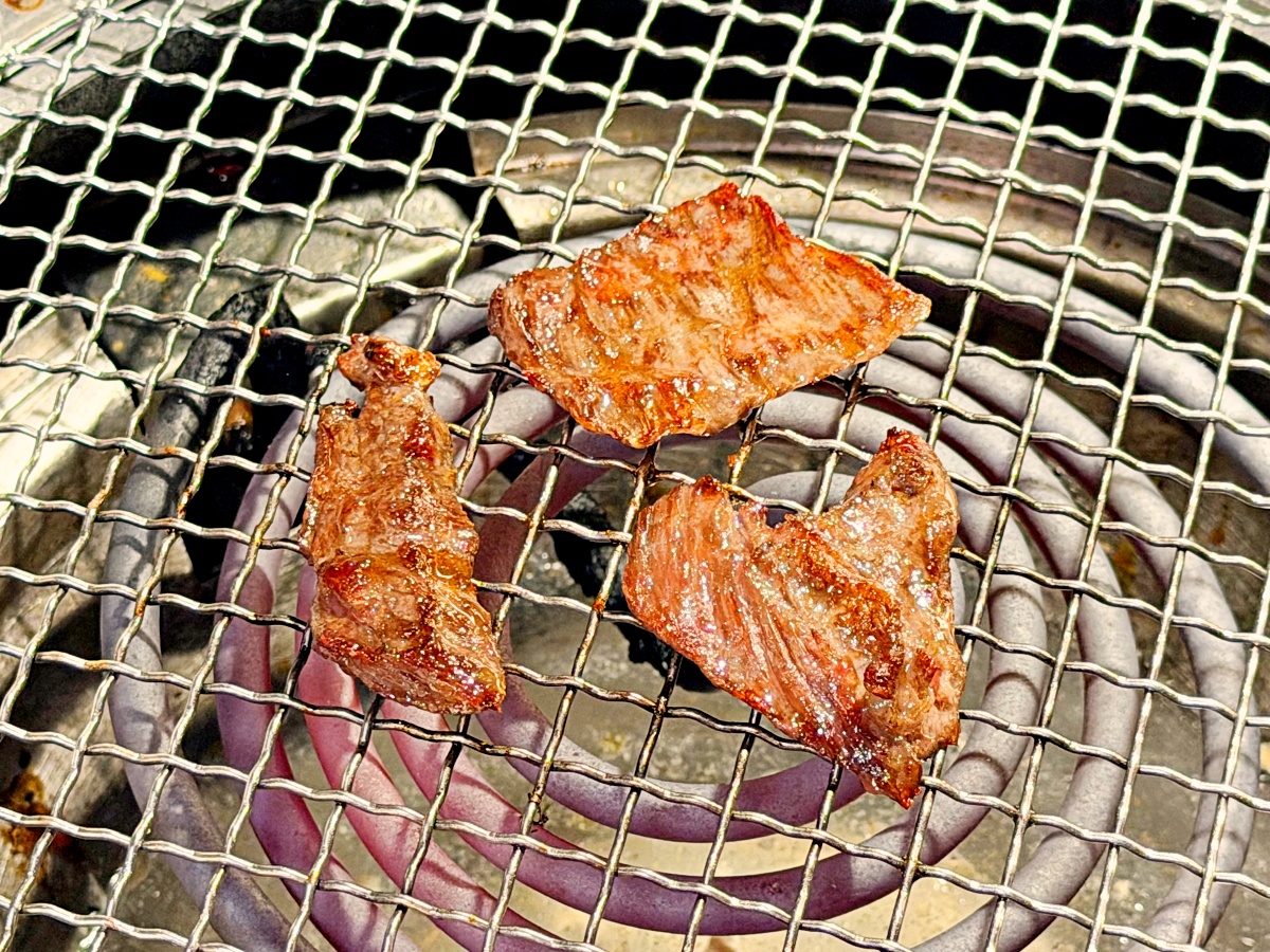 高雄頂級燒肉新地標：艾伶燒肉全攻略｜斥資三千萬、高流中心旁的冠軍級和牛饗宴