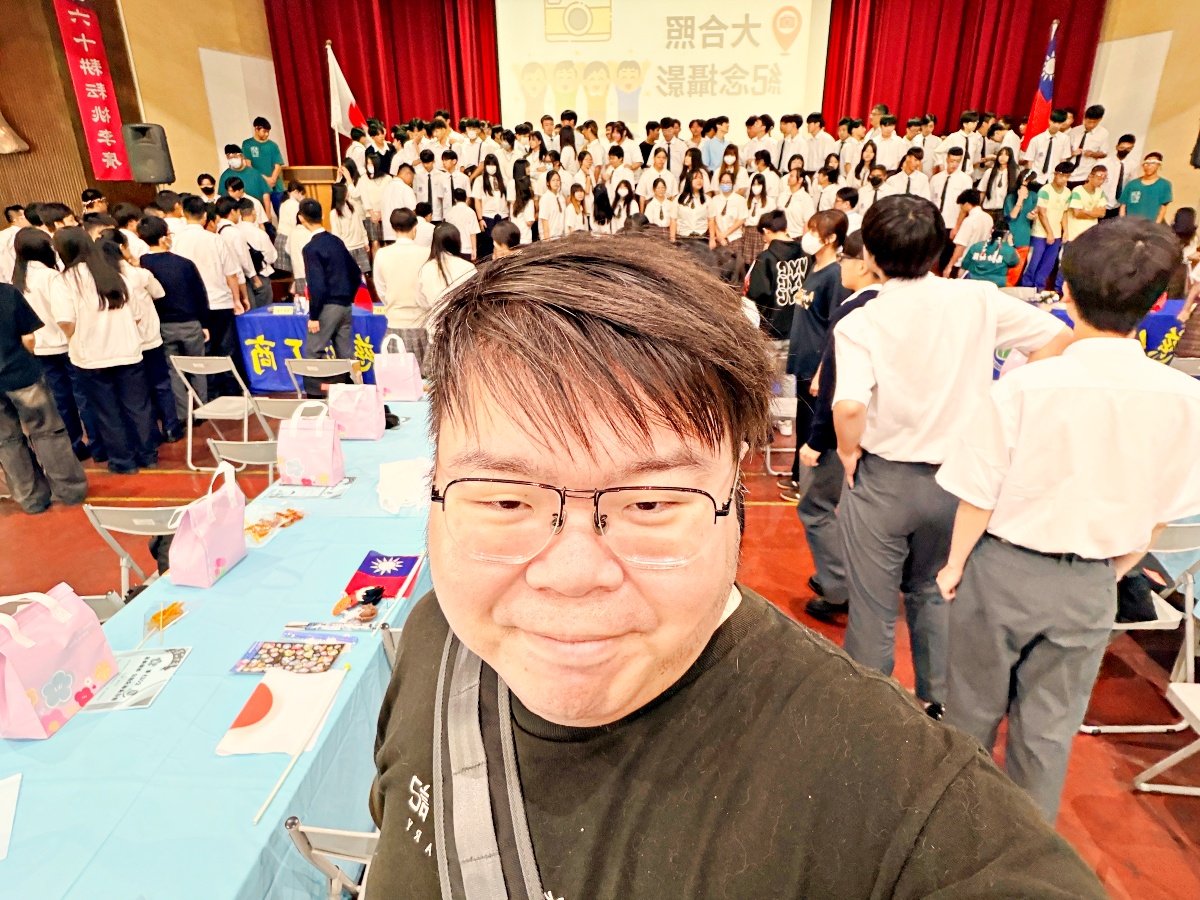 【2026 美食探店全攻略】別再只會拍「很好吃」!揭秘 13 種細分賽道與「心電圖」數據經營術,打造高轉化流量 IP 2 【2026 美食探店全攻略】別再只會拍「很好吃」!揭秘 13 種細分賽道與「心電圖」數據經營術,打造高轉化流量 IP