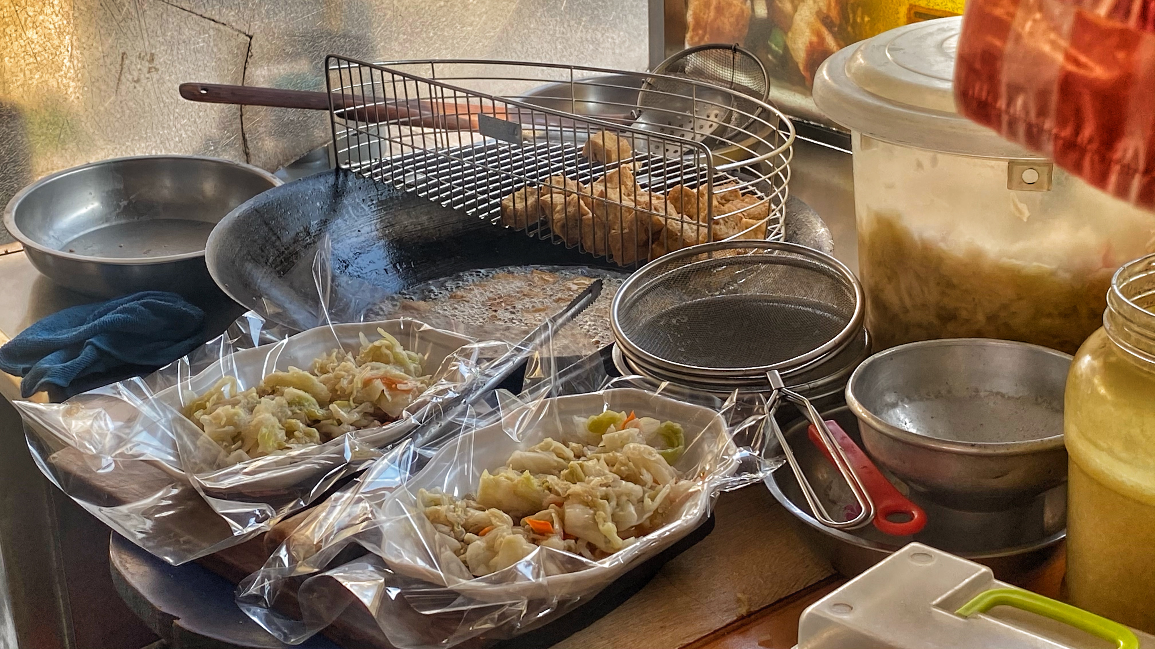台南仁德臭豆腐|台南鄉下的神祕攤子|三種口味其中還有素食可食用|銅板美食| 4 台南仁德臭豆腐|台南鄉下的神祕攤子|三種口味其中還有素食可食用|銅板美食|