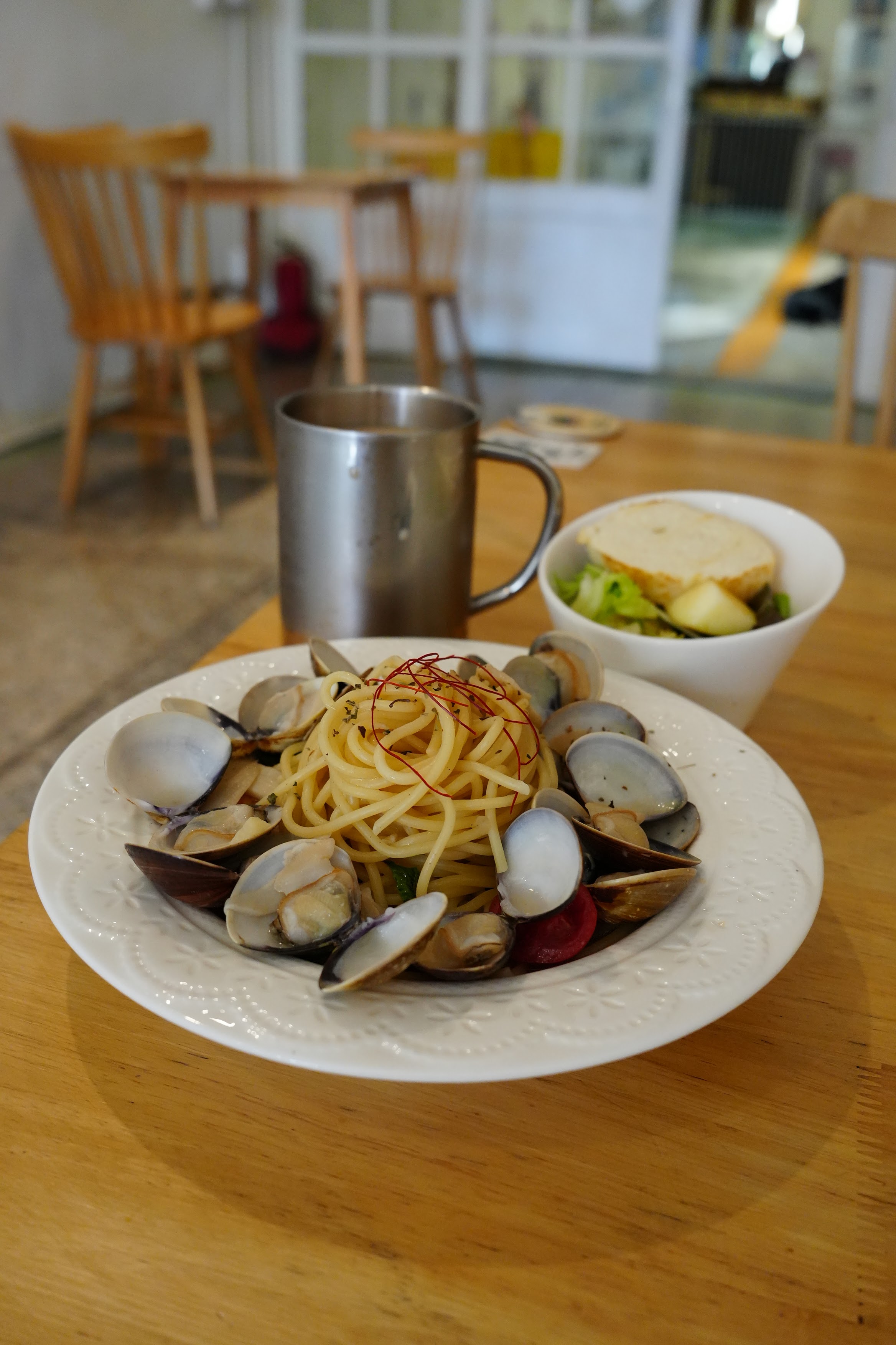 浪浪別哭台南店｜寵物餐廳｜中途之家｜寵物咖啡廳｜寵物友善｜流浪動物的小窩
