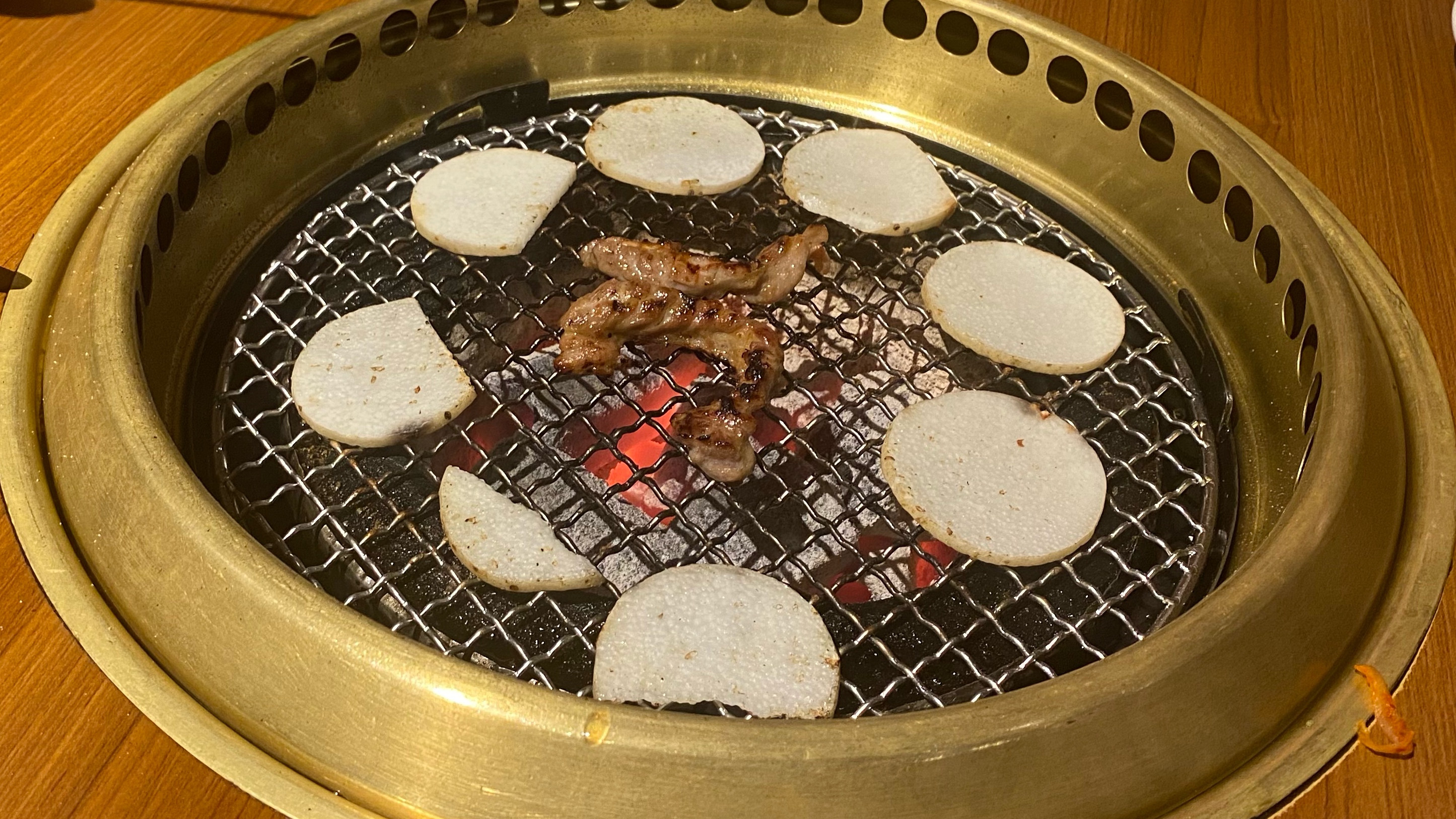元老級乾杯燒肉居酒屋|上等肉質鮮美好味道|餐點活動不斷推陳出新|往日風華不再的知名燒肉店| 25 元老級乾杯燒肉居酒屋|上等肉質鮮美好味道|餐點活動不斷推陳出新|往日風華不再的知名燒肉店|