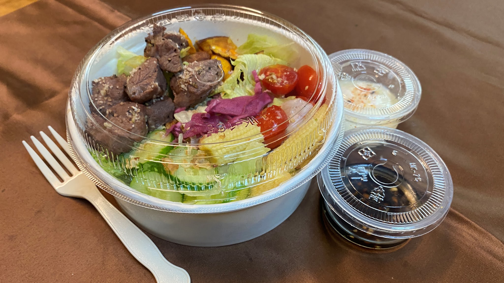 台南安平燕麥吧|燕麥主題健康輕食店|嫩肩骰子牛肉鮮蔬沙拉|好吃又兼康的燕麥餐| 2 台南安平燕麥吧|燕麥主題健康輕食店|嫩肩骰子牛肉鮮蔬沙拉|好吃又兼康的燕麥餐|