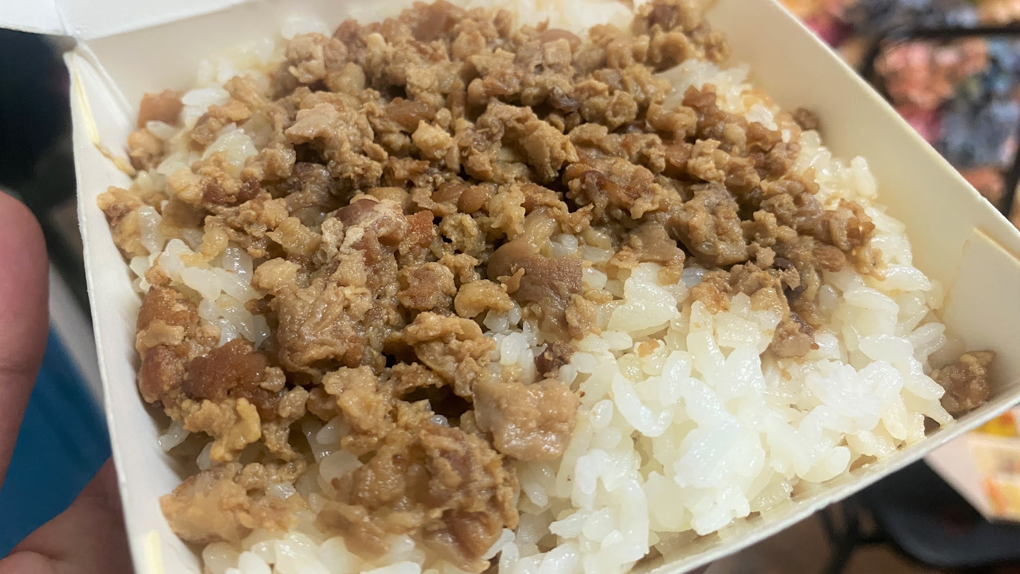 台南虎哥豬腳食堂｜大塊厚實肉質美味｜不加醬料也非常美味｜平價高CP美食食堂