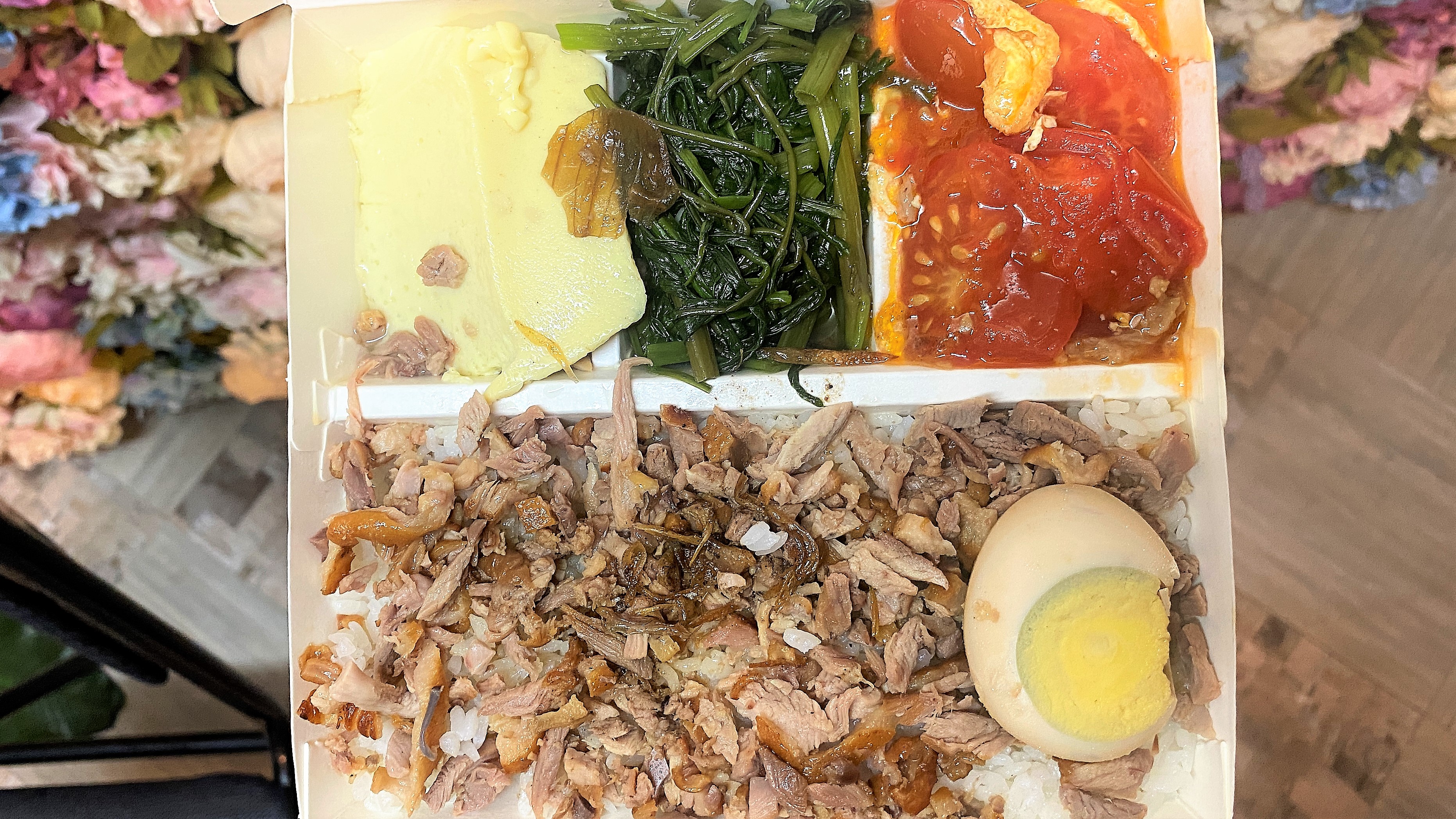 台南古家手作鴨香飯｜料多豐盛的鴨肉香飯｜香味四溢的鴨肉｜好吃Q彈的湯飯｜