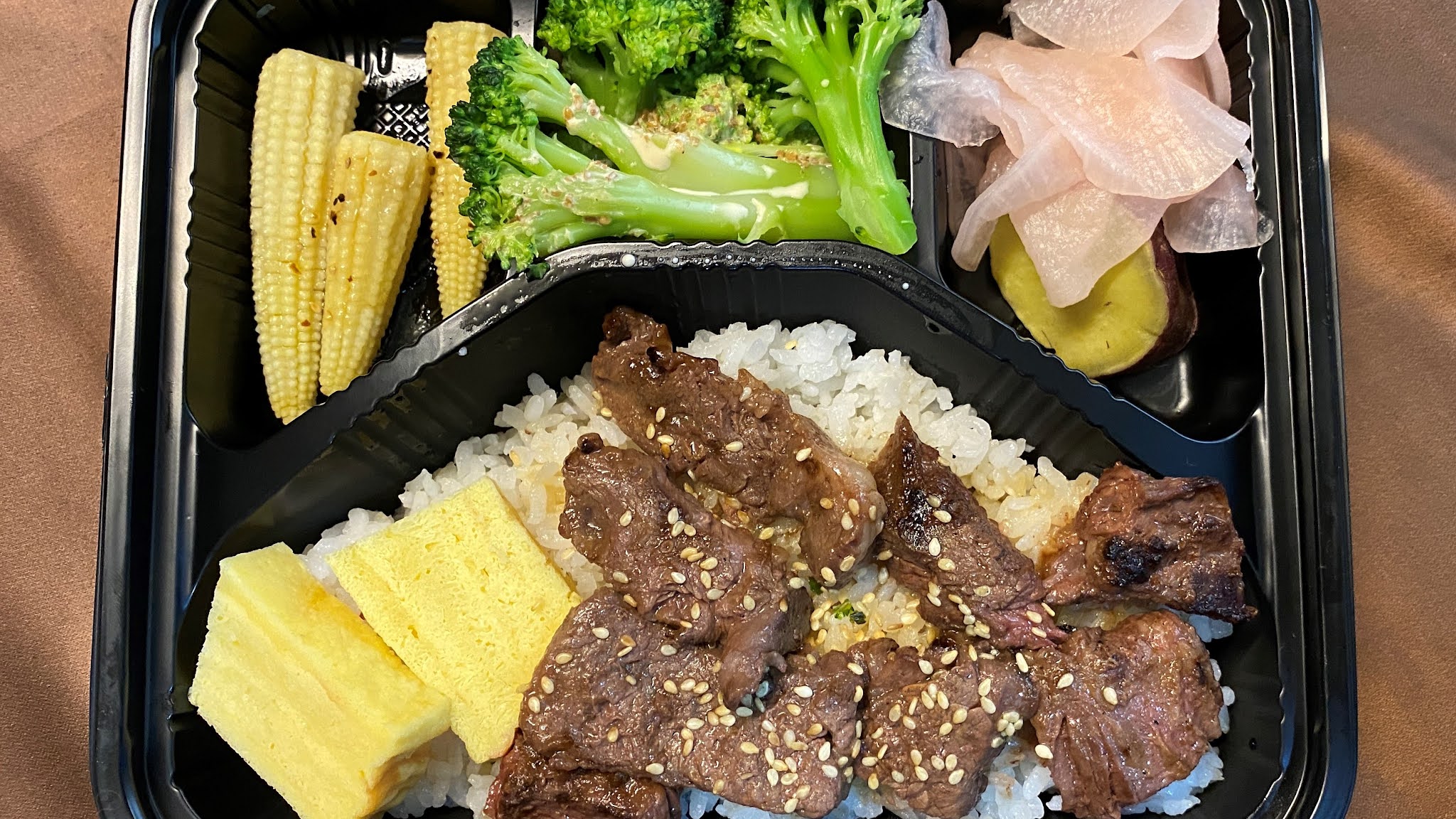 台南東區無邪燒肉|防疫燒肉便當餐|讓你在家也能吃到好吃的燒肉|精緻擺盤配料讓你吃得盡興| 1 台南東區無邪燒肉|防疫燒肉便當餐|讓你在家也能吃到好吃的燒肉|精緻擺盤配料讓你吃得盡興|