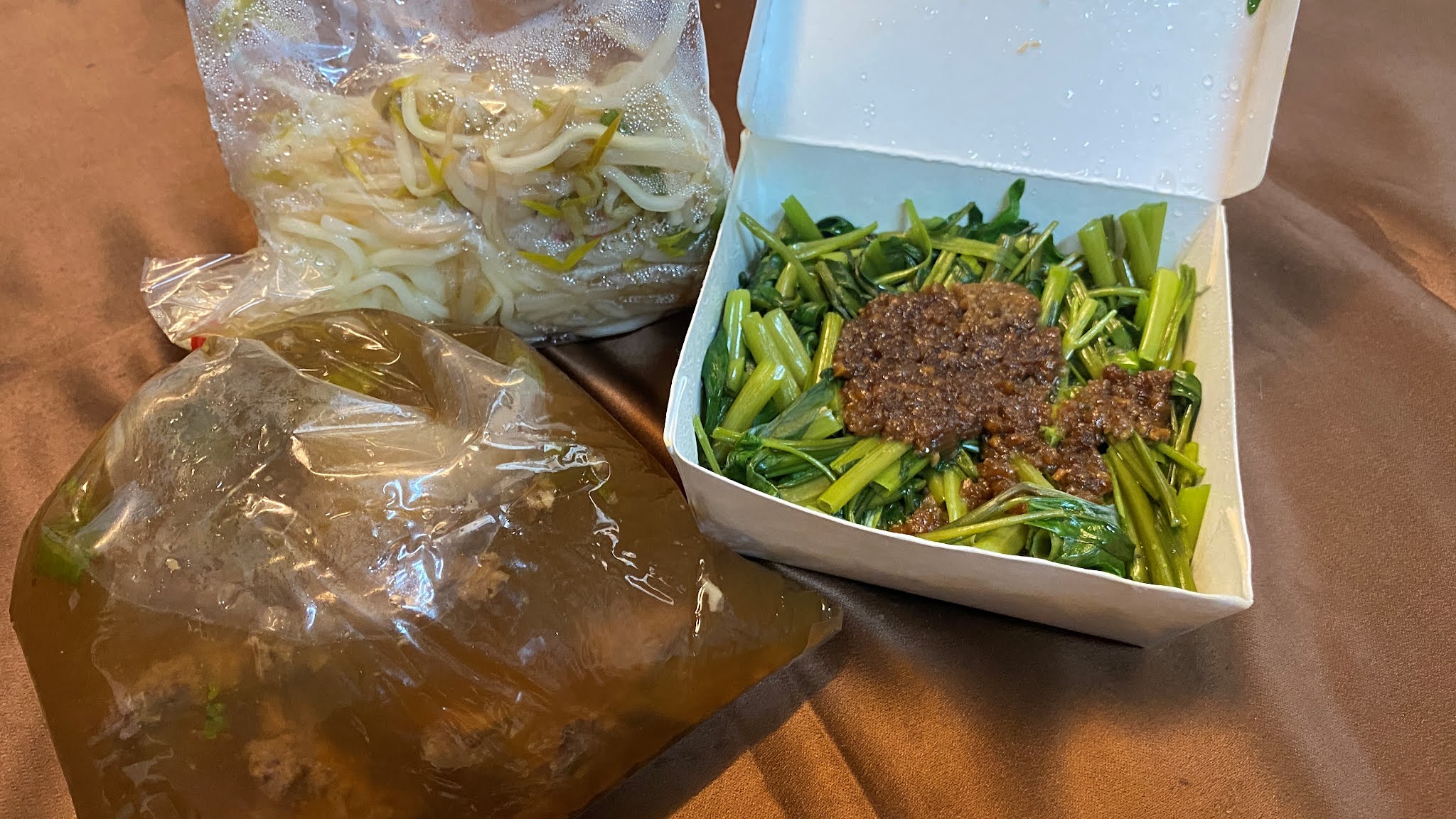 台南中西區紅蔥頭排骨酥麵|排骨酥湯濃郁又好喝|平價高CP美食餐點| 2 台南中西區紅蔥頭排骨酥麵|排骨酥湯濃郁又好喝|平價高CP美食餐點|