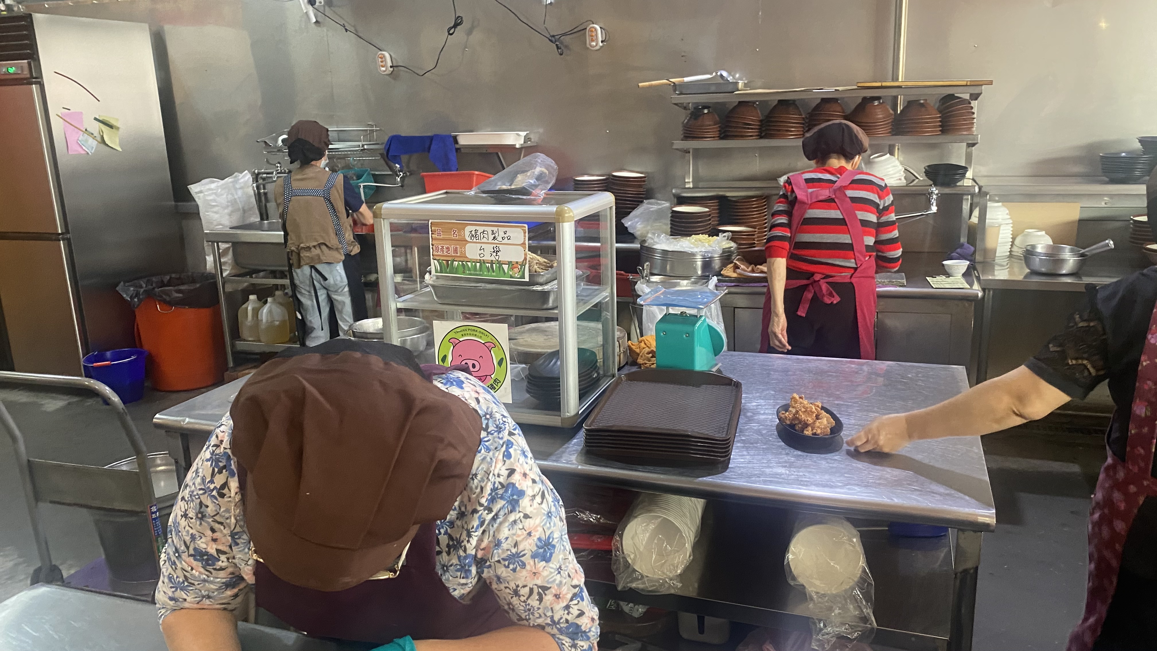 台南灣裡火城麵店|總統來吃過的麵店|獲得多項獎項|人氣知名店家| 9 台南灣裡火城麵店|總統來吃過的麵店|獲得多項獎項|人氣知名店家|