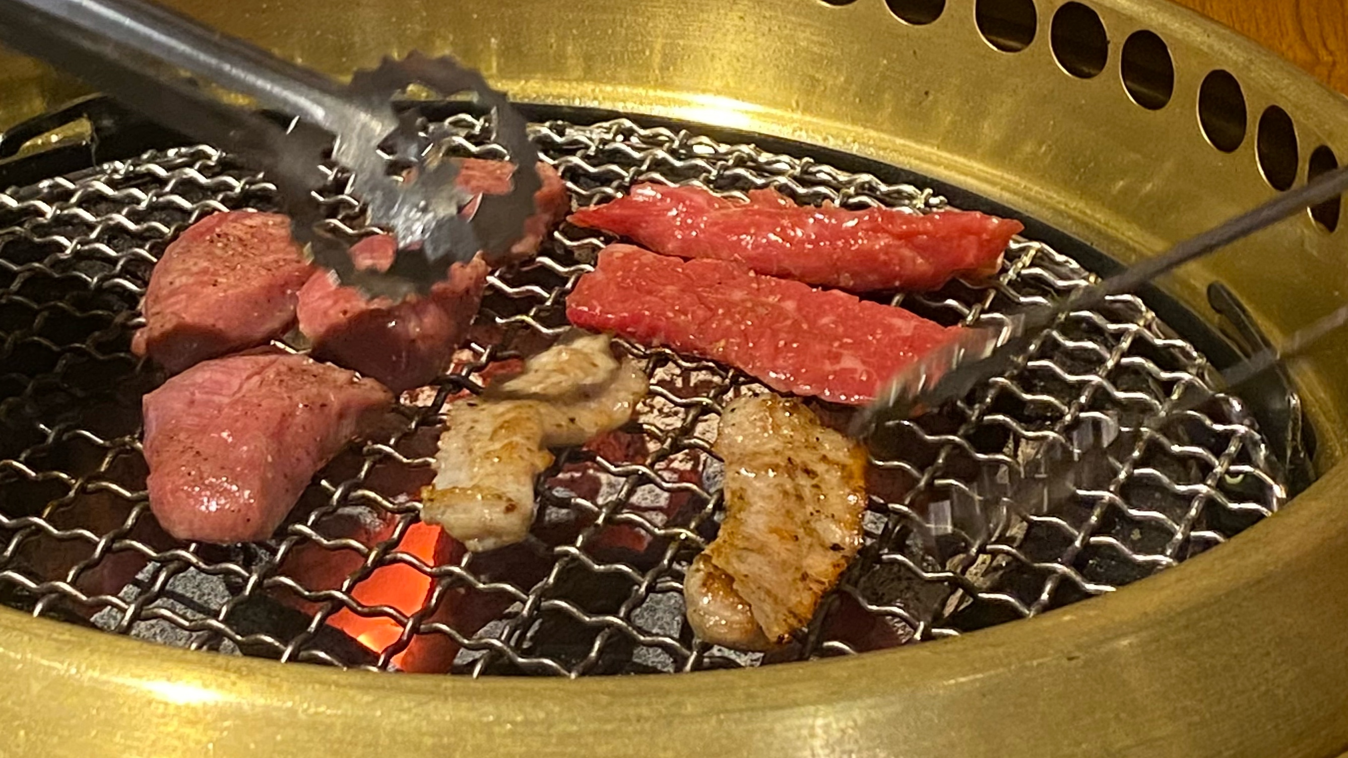 元老級乾杯燒肉居酒屋|上等肉質鮮美好味道|餐點活動不斷推陳出新|往日風華不再的知名燒肉店| 22 元老級乾杯燒肉居酒屋|上等肉質鮮美好味道|餐點活動不斷推陳出新|往日風華不再的知名燒肉店|