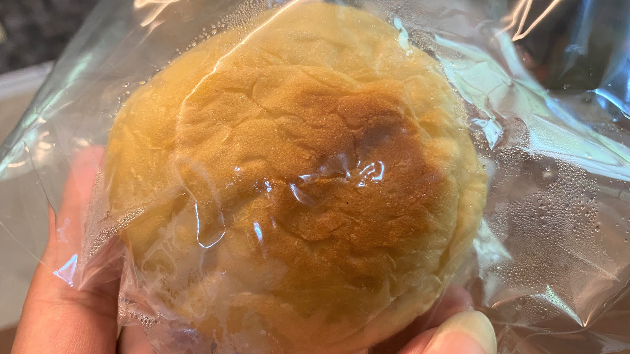 台南鮮利牛排館｜豐富套餐精緻餐點｜經典好吃的鐵板燒牛排｜ 點一個餐點附湯附飲料還有餐包｜