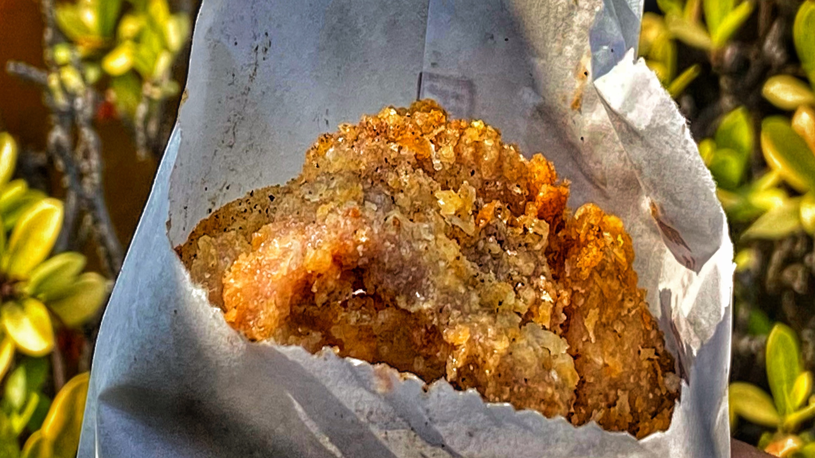 台南灣裡無名脆肉攤｜省躬國小後面的一煎炸物攤販｜樸實無華的美味｜超人氣美味銅板美食｜
