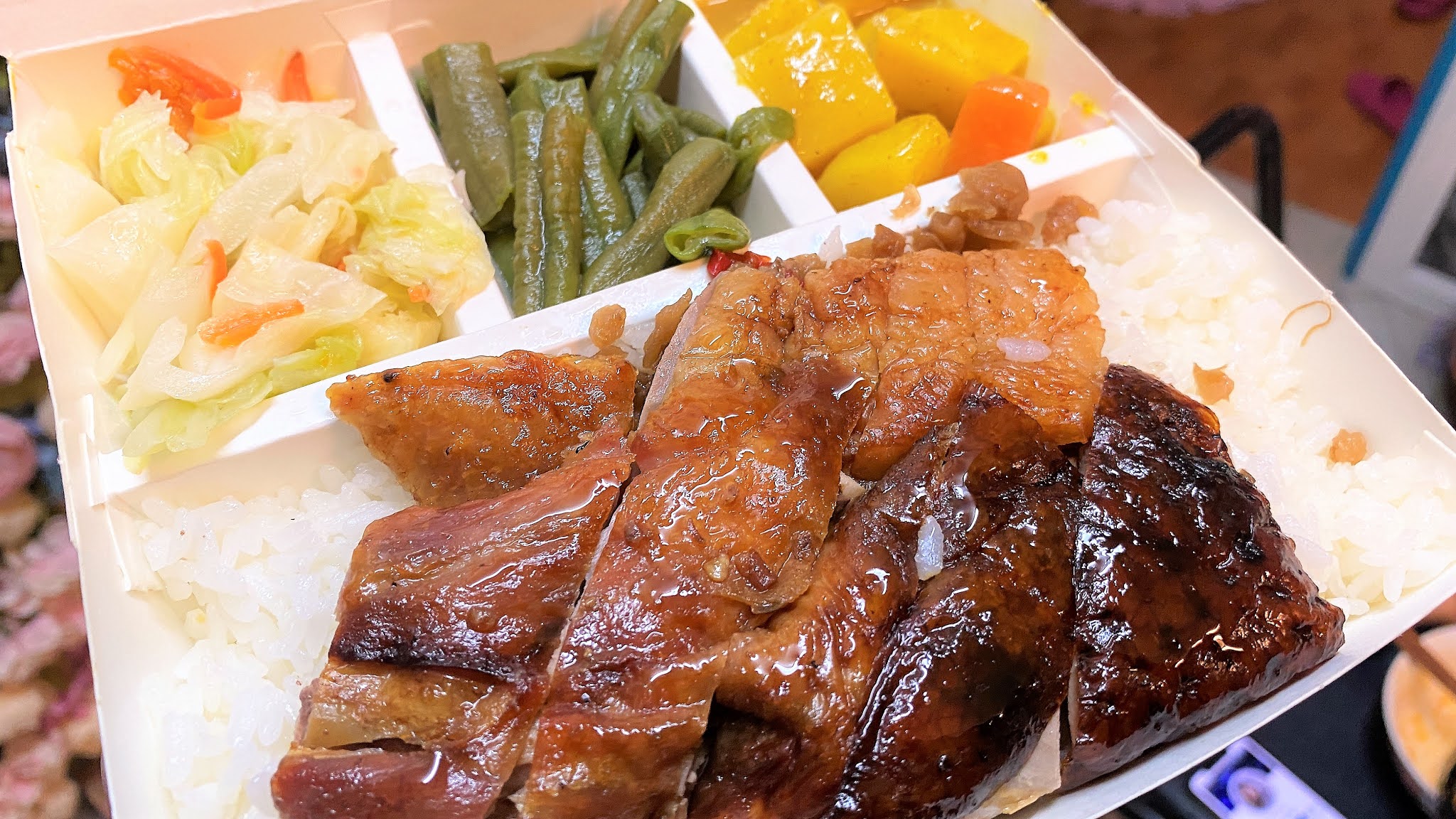 台南南區品霸快餐｜餐點選擇豐富美味｜酥脆多汁至尊壓燒飯｜美味餐點實惠價格｜