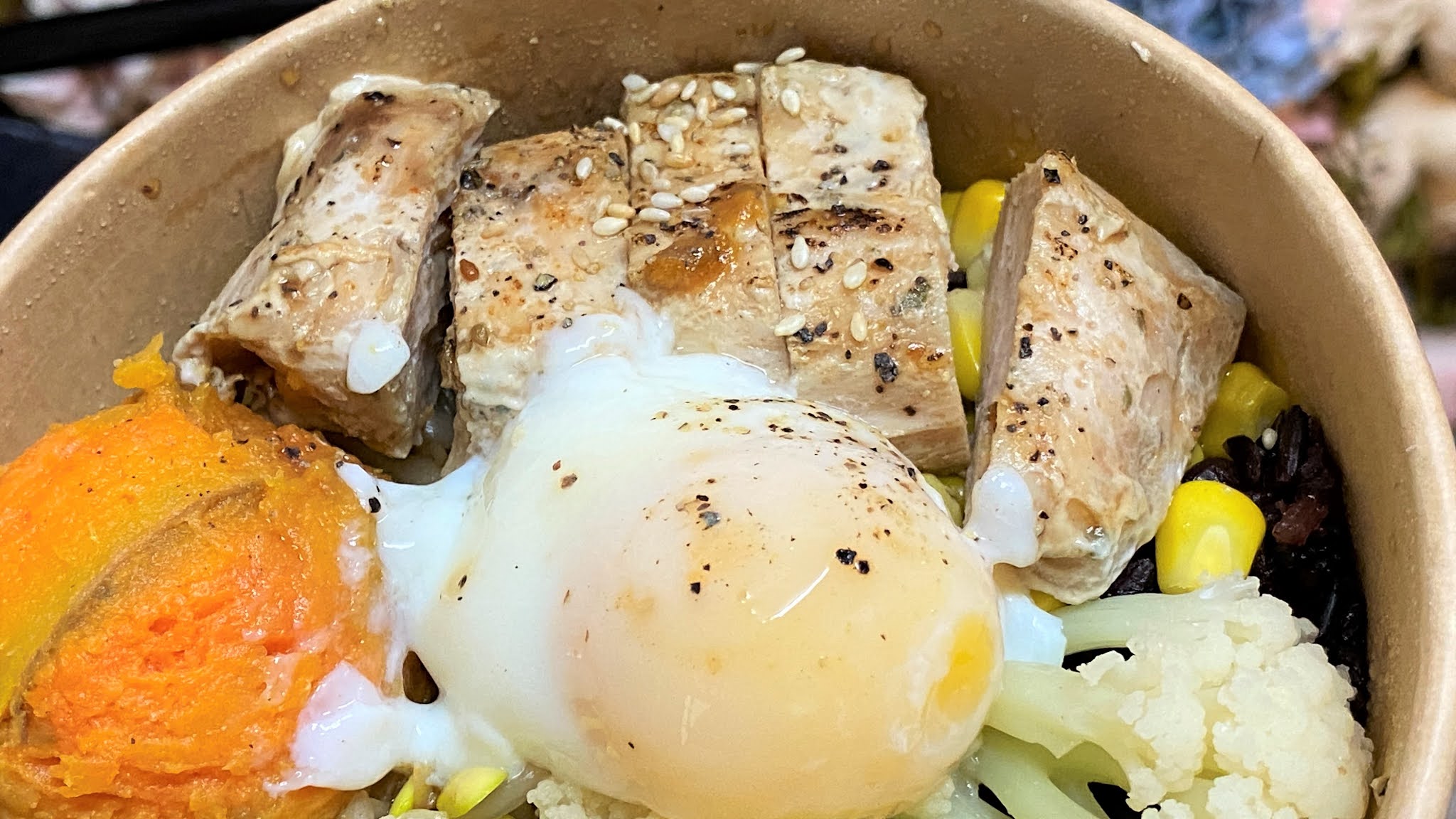 72度C 舒肥健康餐｜舒肥口感清新好滋味｜肉片多汁美味｜Q彈溫泉蛋軟嫩好吃｜增肌減脂健康好料理｜