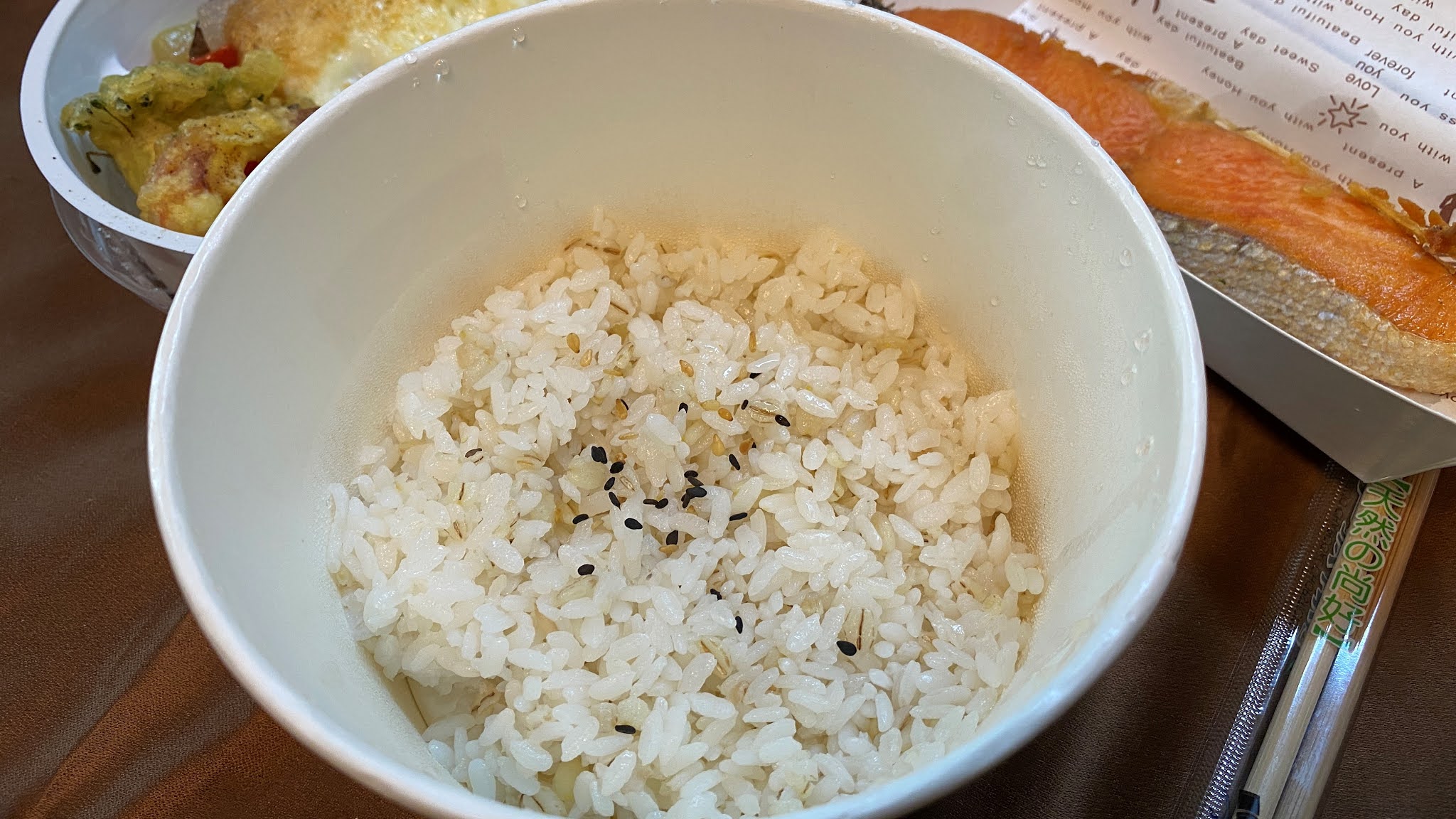 秀枝餐飲推出防疫餐盒啦!｜高級餐點平民價格｜料多味美很實在｜貼心設計不怕食物變質｜